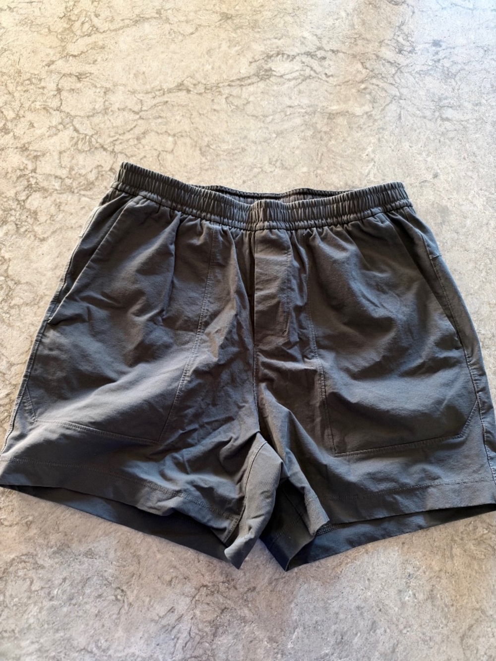 lululemon bowline short 5" black grey mens